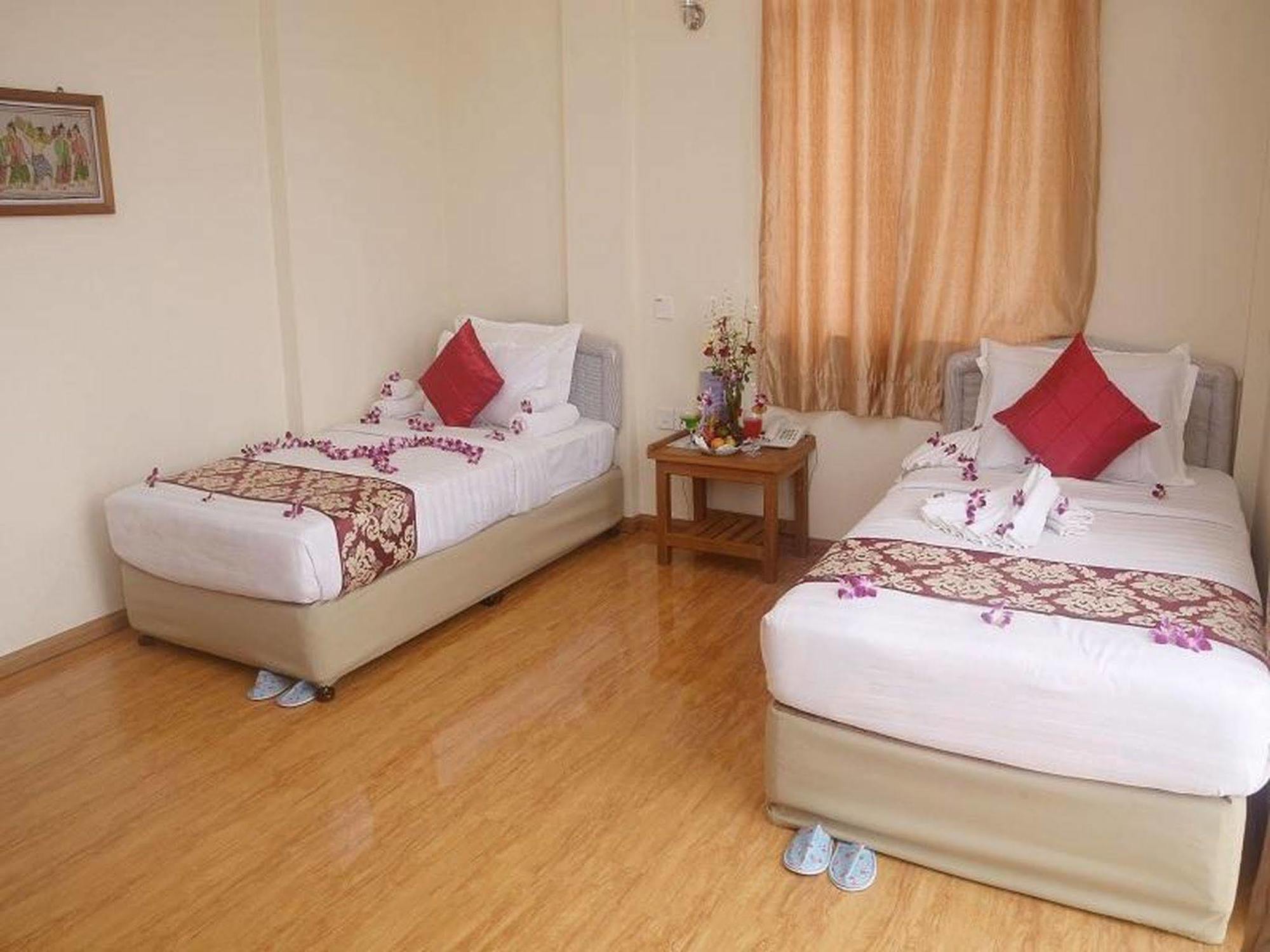 Diamond Crown Hotel Dawei Ngoại thất bức ảnh